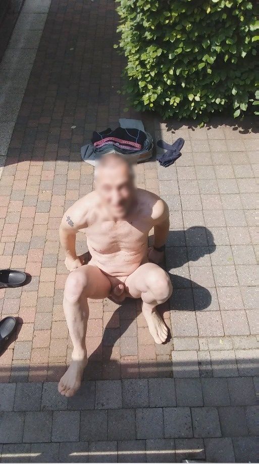 outdoor exhibitionist sexshow jerking all over the place #22