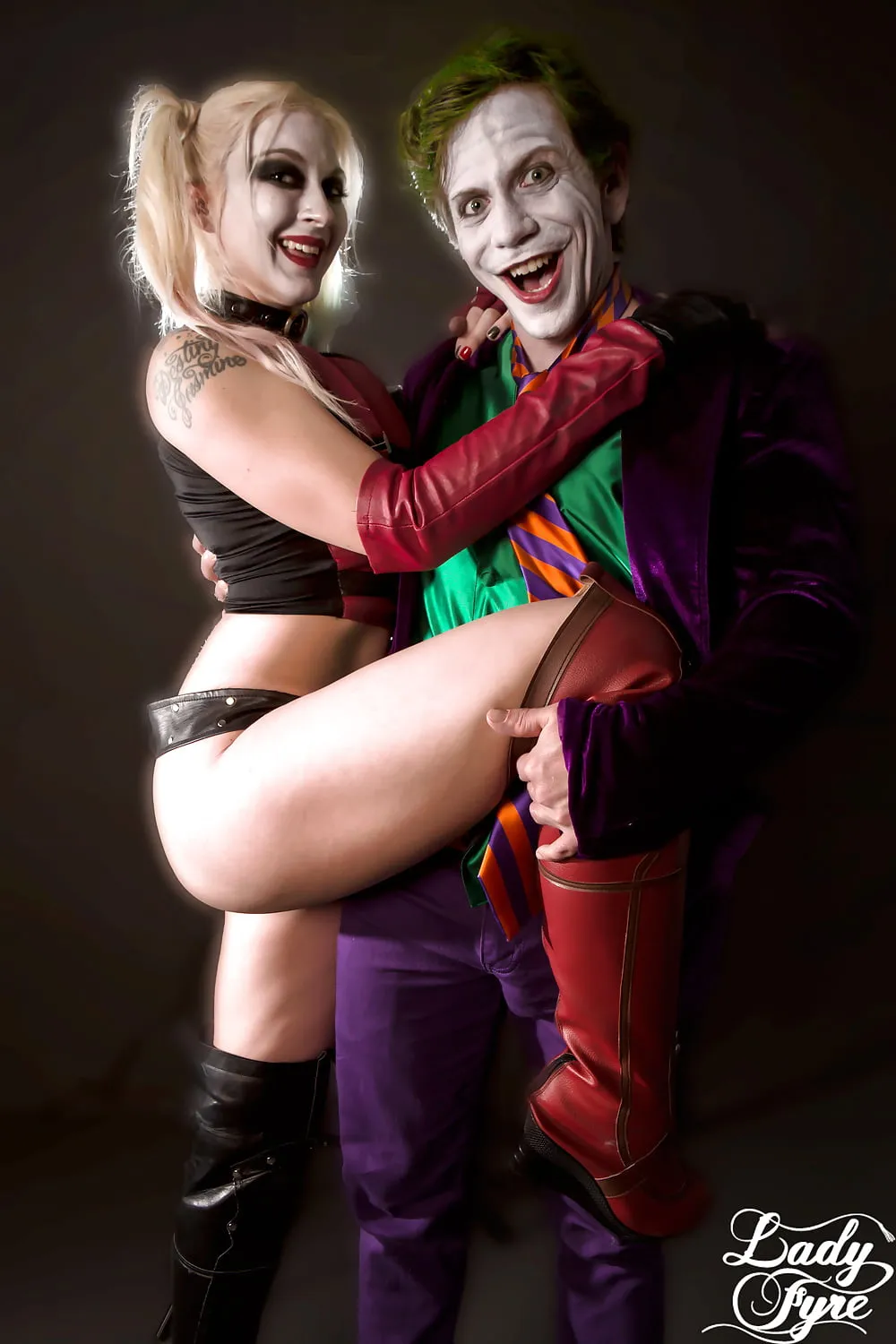 Batman Porn - 4 Pics | xHamster