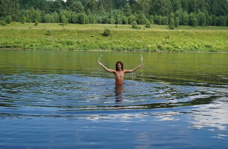 nude playing in volga river         