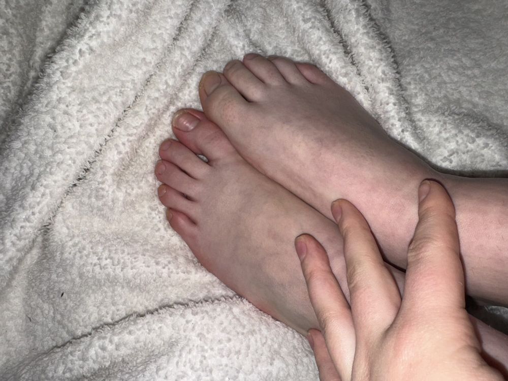 Girls feet #2