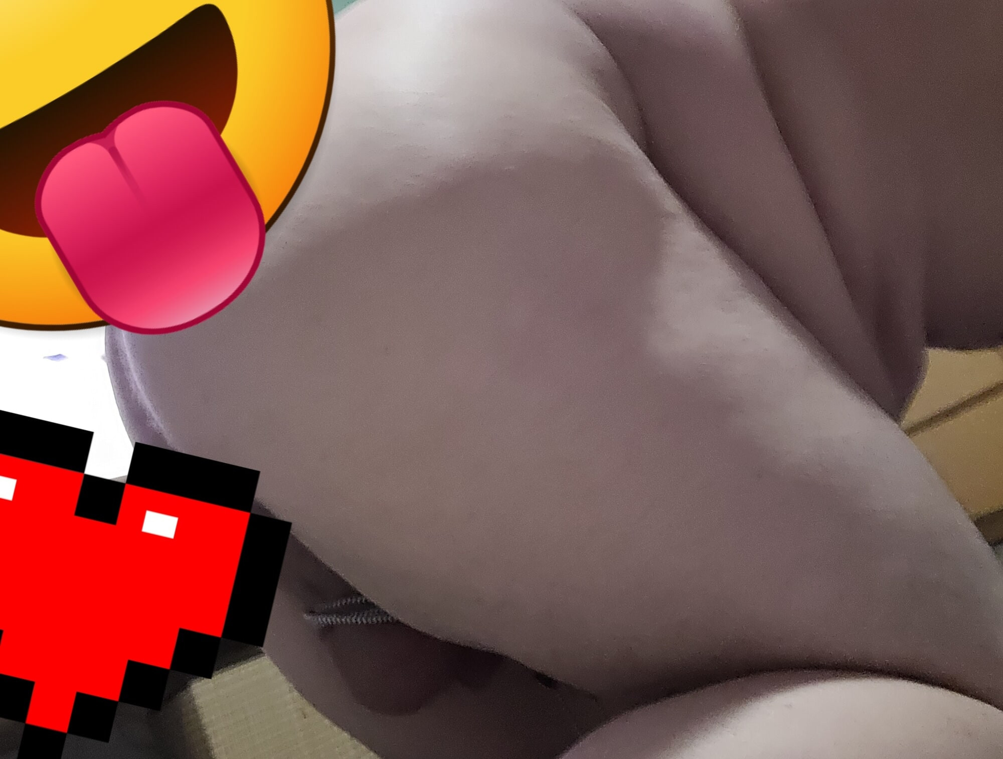 Kontol kecil bi chubby terangsang