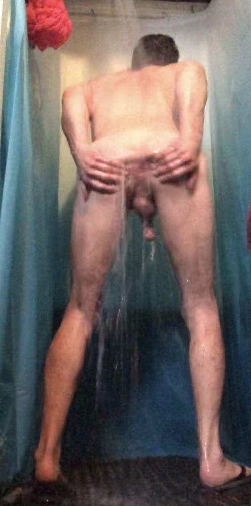 GETTING HORNY IN MY DUNGEON SHOWER #29