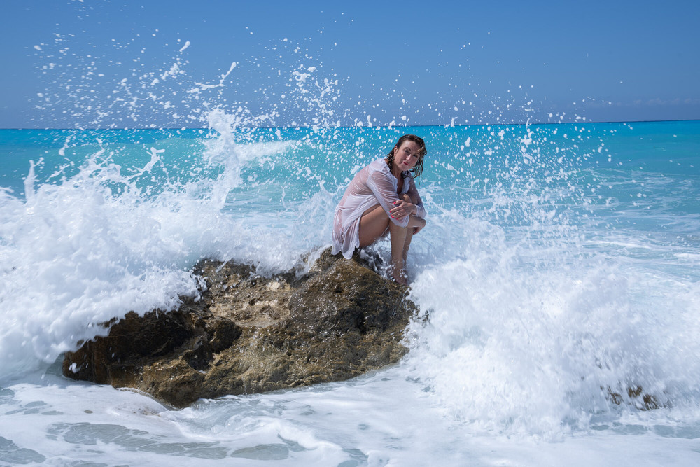 Julia and Anita by the beach #12