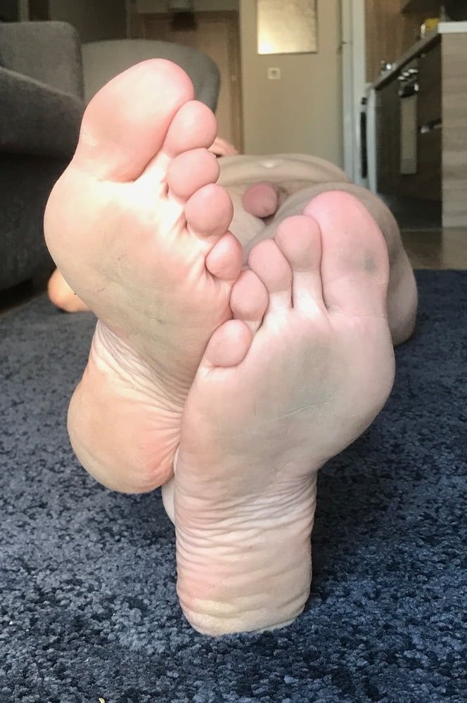 My dusty feet
