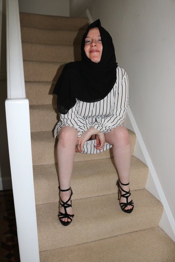 Hijab Wife Exposing herself #25