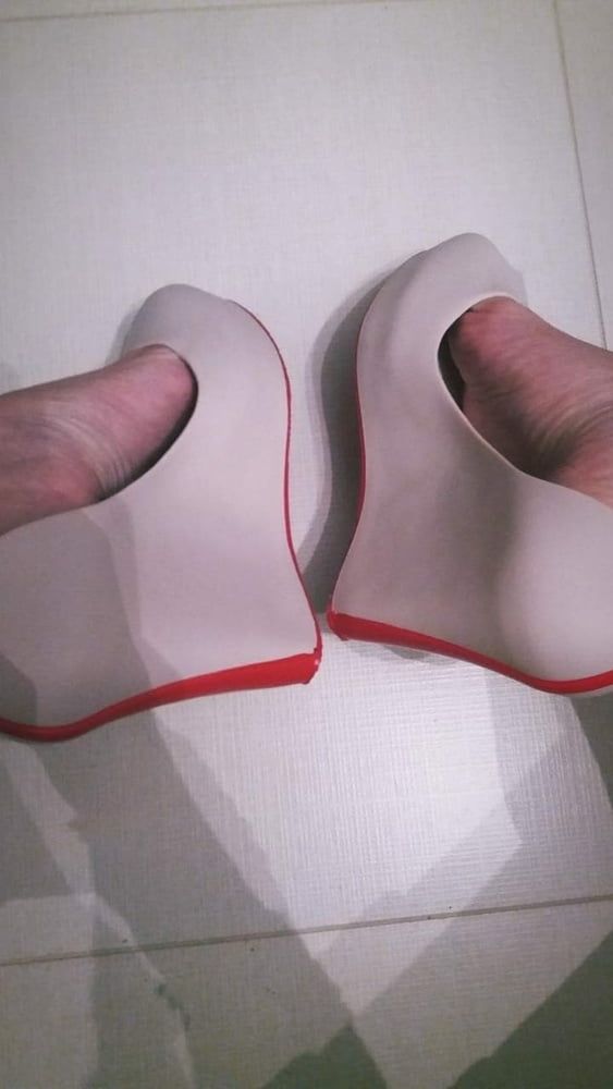 Platform Heels.. Foot Fetish.. My sexy feet.. #3