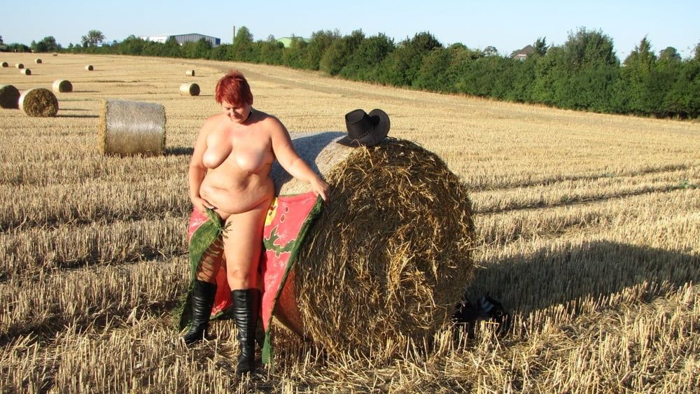 Anna naked on straw bales ... #24