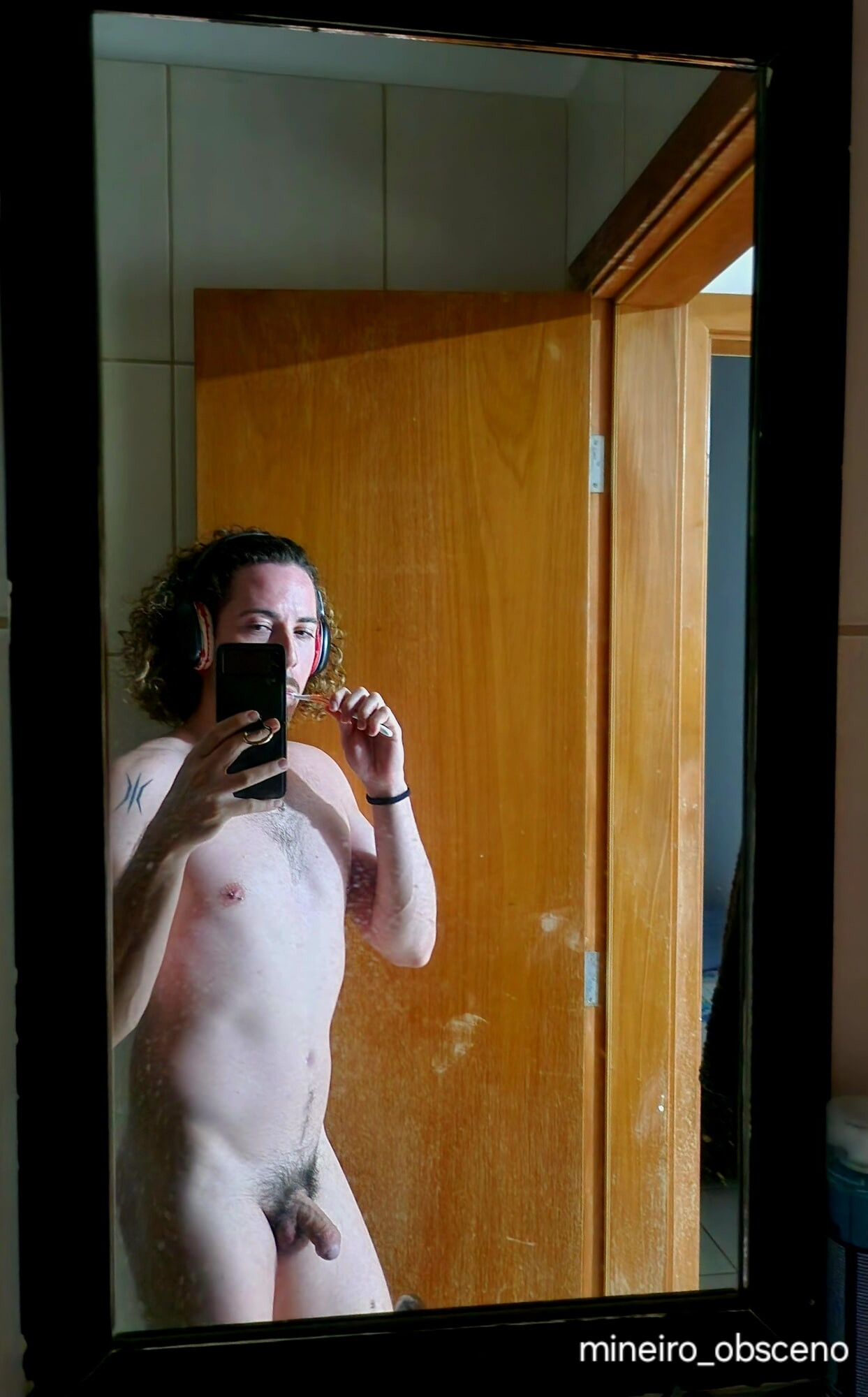 Dangerously Swiming Naked 