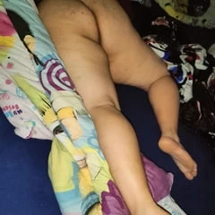 Hornychubby feet And ass