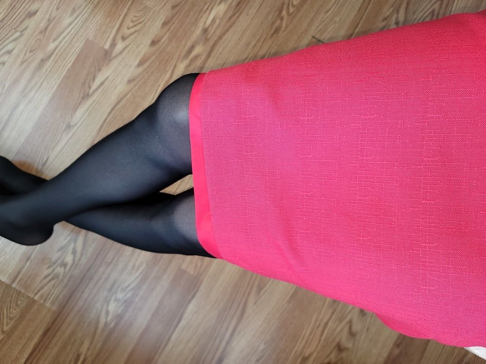 Pink pencil skirt with black pantyhose  #5