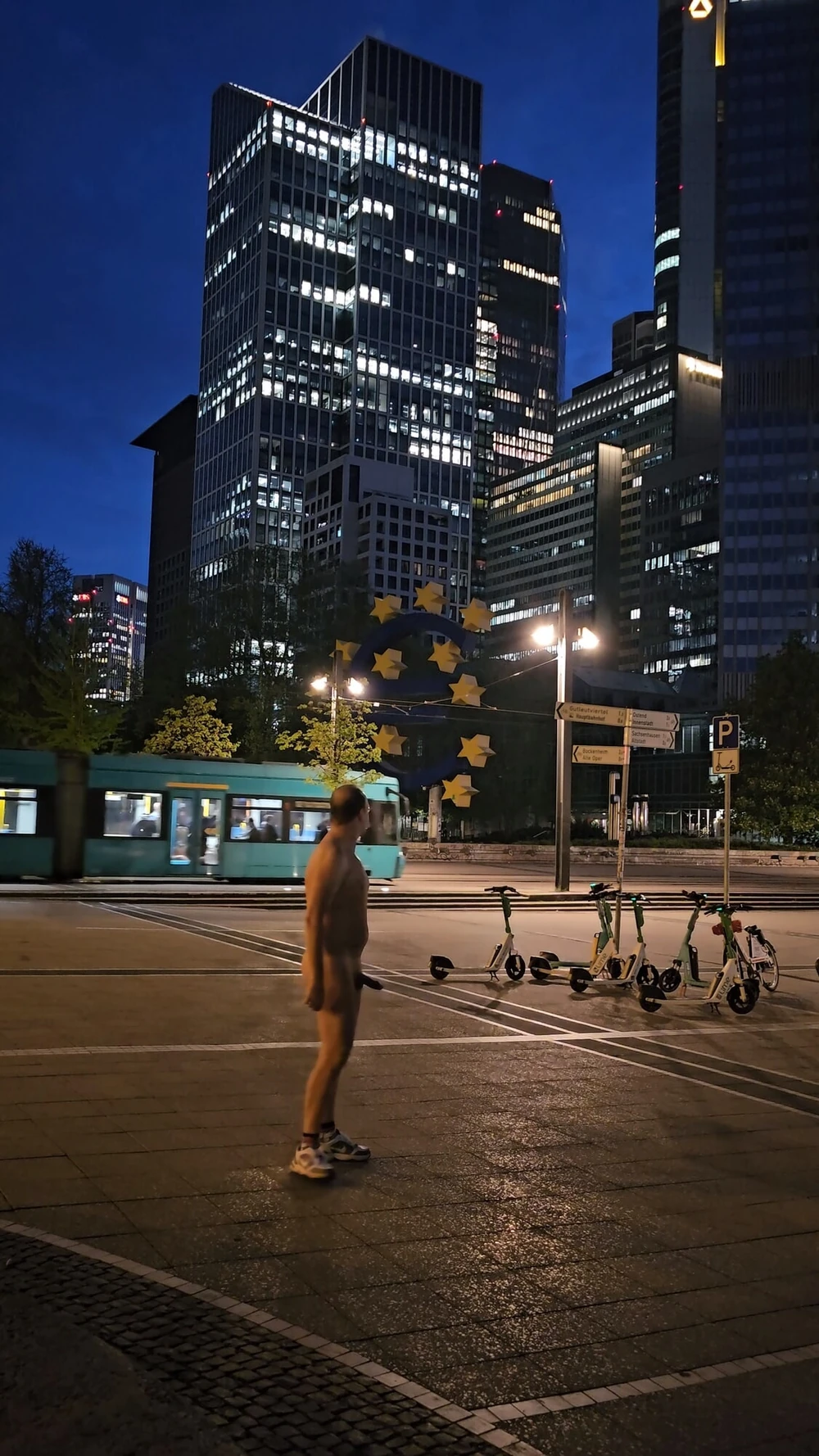 Hot in the City of Frankfurt 