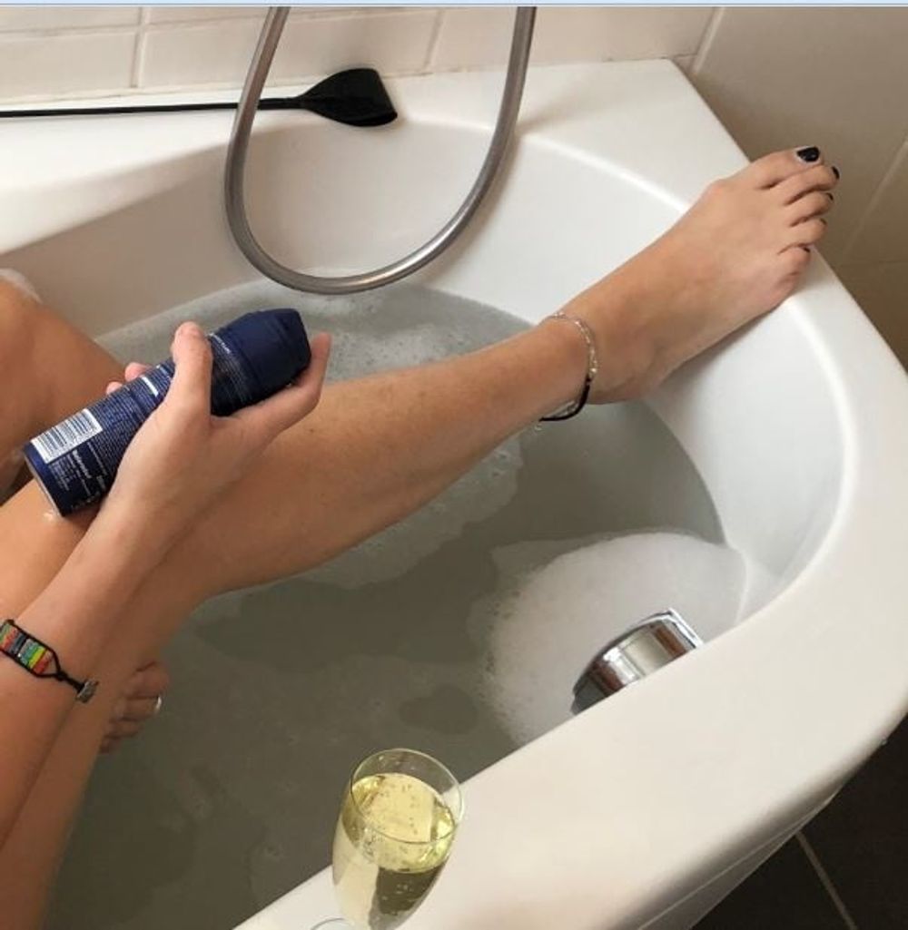 Sexy Feet in Bath Tub #5