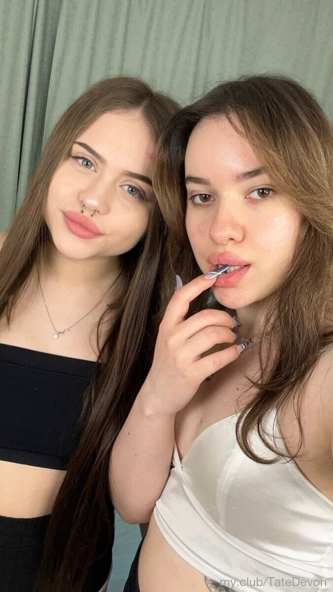 Hey hey, our names are Michel &amp; Elfy !  Free Photos #15