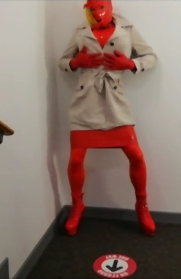 Alison in rubber #36
