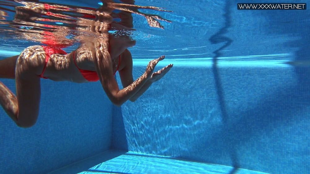  Mary Kalisy Pt.1 Underwater Swimming Pool Erotics #40