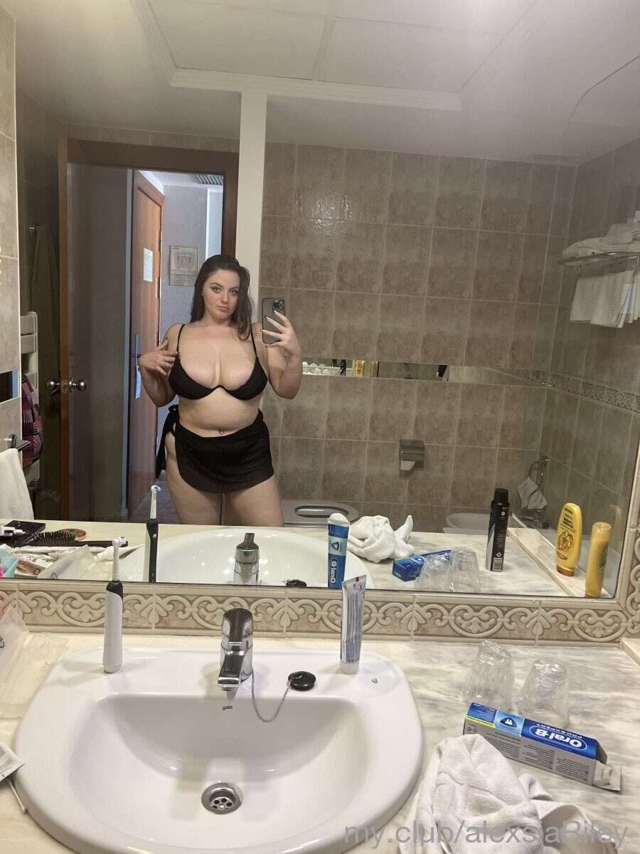 Alexsia riley Free Photos