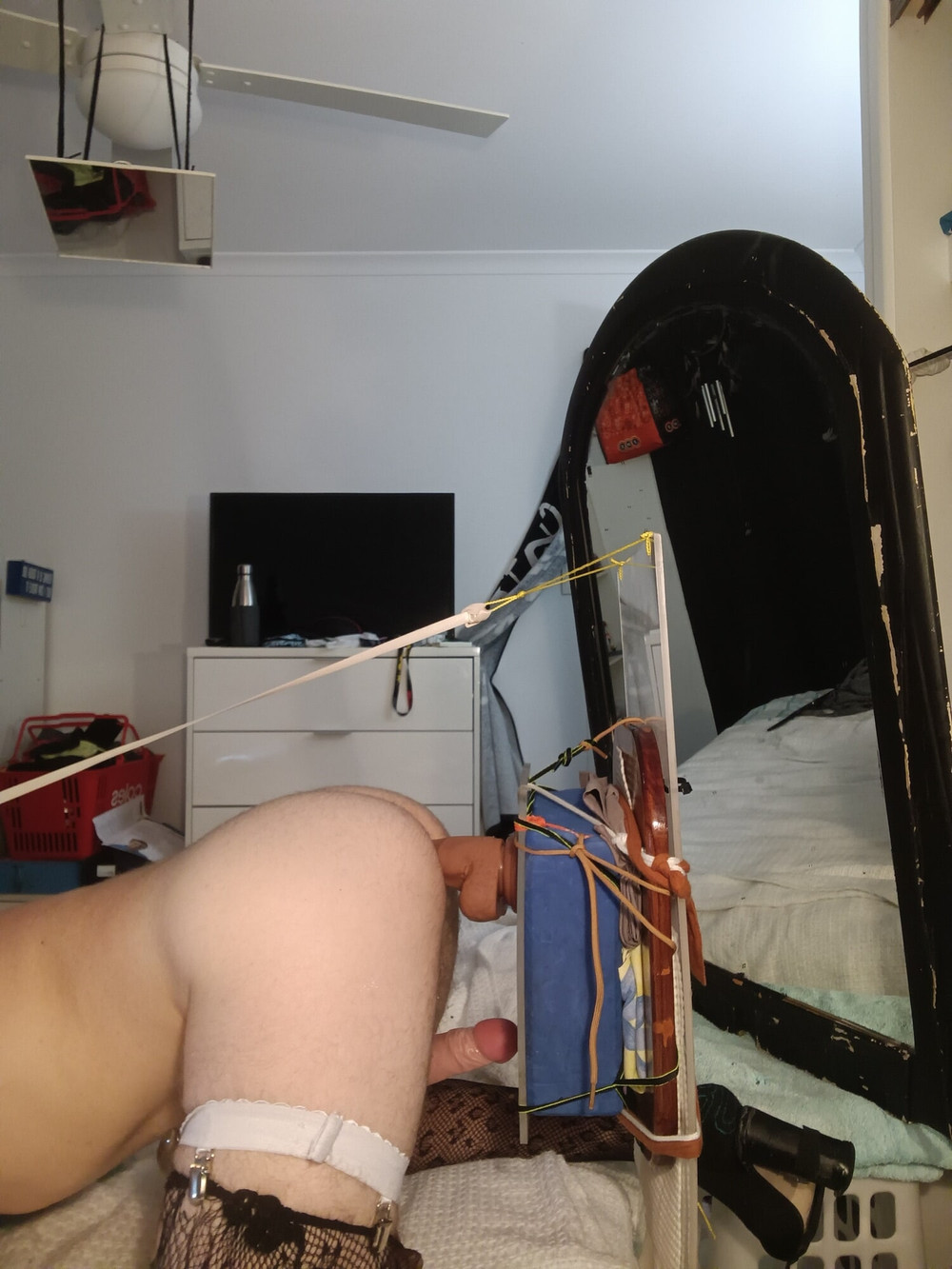 Dildo play 