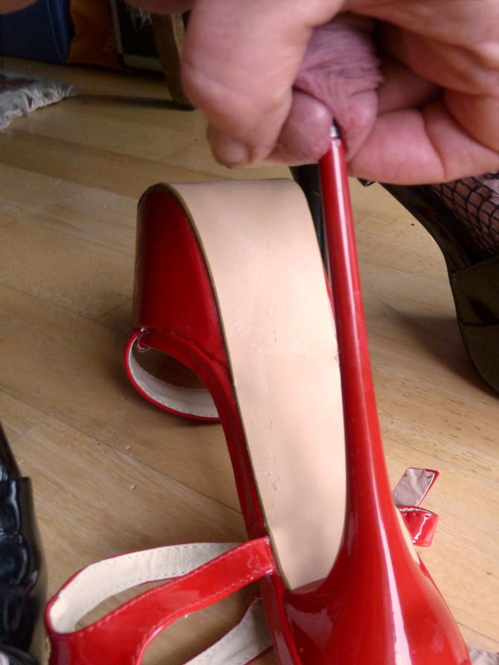 jerking for jessy on red platform heels  #7