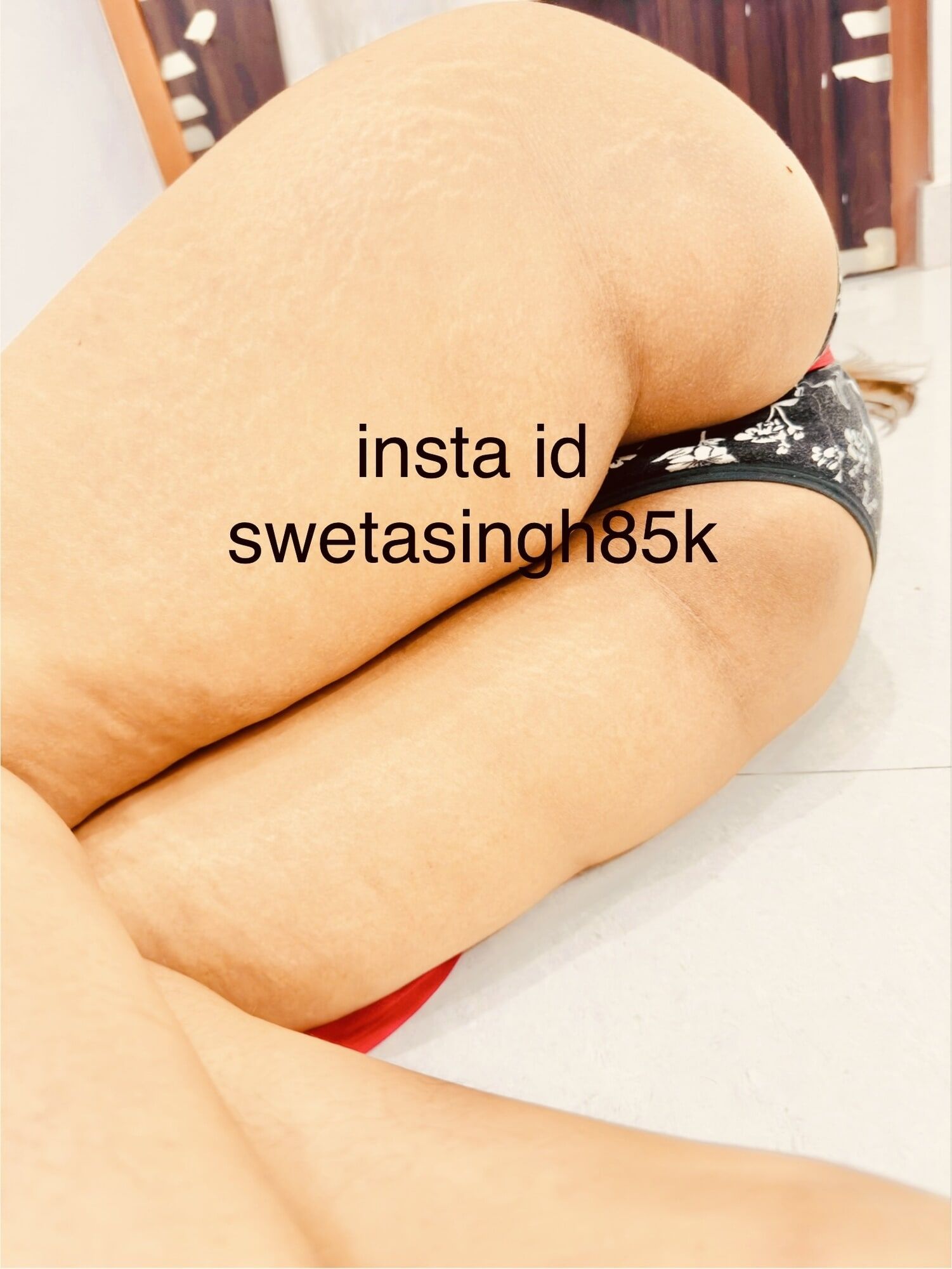   इंस्टा आईडी swetasingh85k फ्लो kro