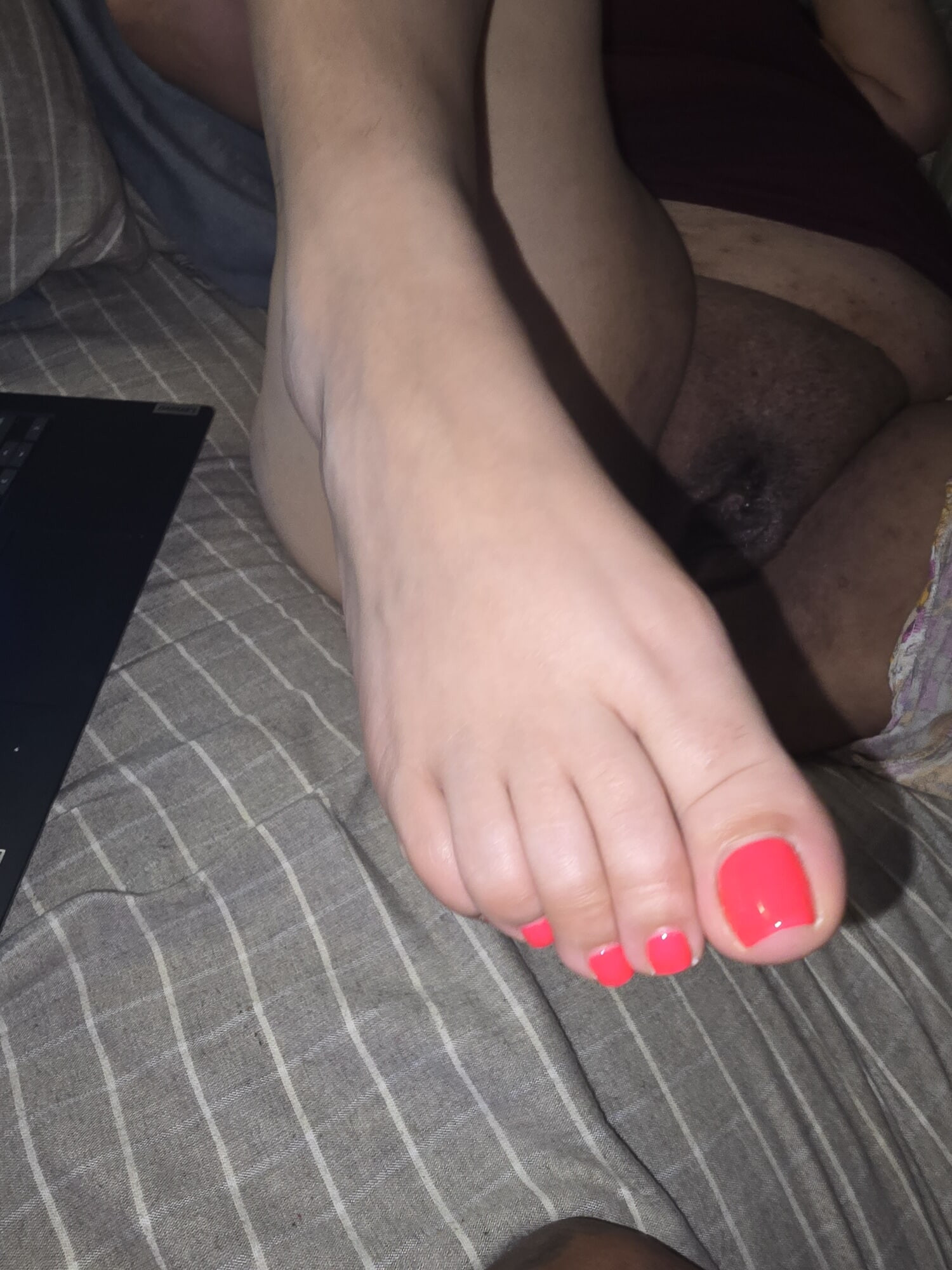 LatinaMilf feet and pussy  #11
