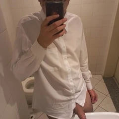 relaxing at work 