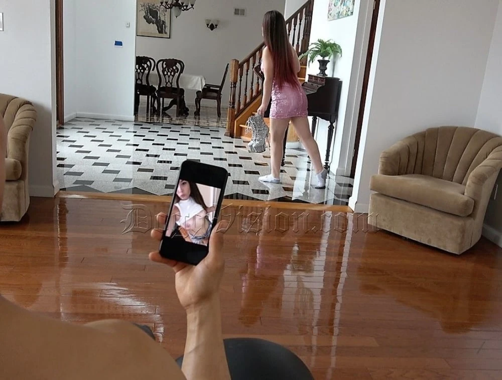 Dogg-Tagged, Vol. 4 - SCENE 4 #3
