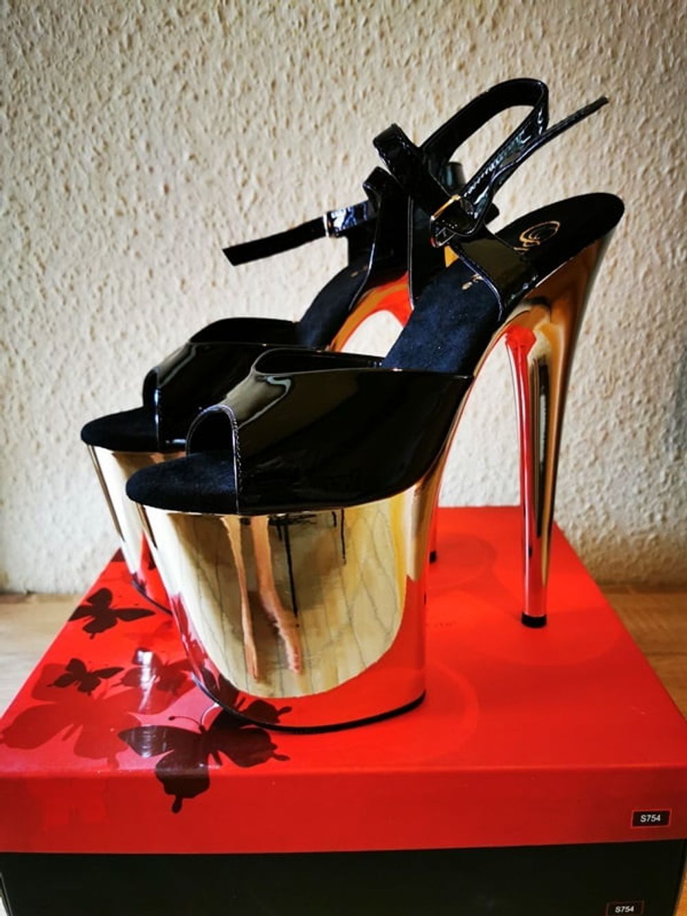 Extreme Plateau Heels - Black-Chrome #31