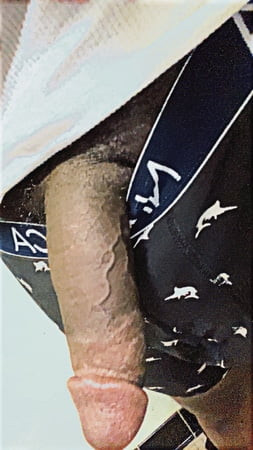 Who babe wanna slide down my pole