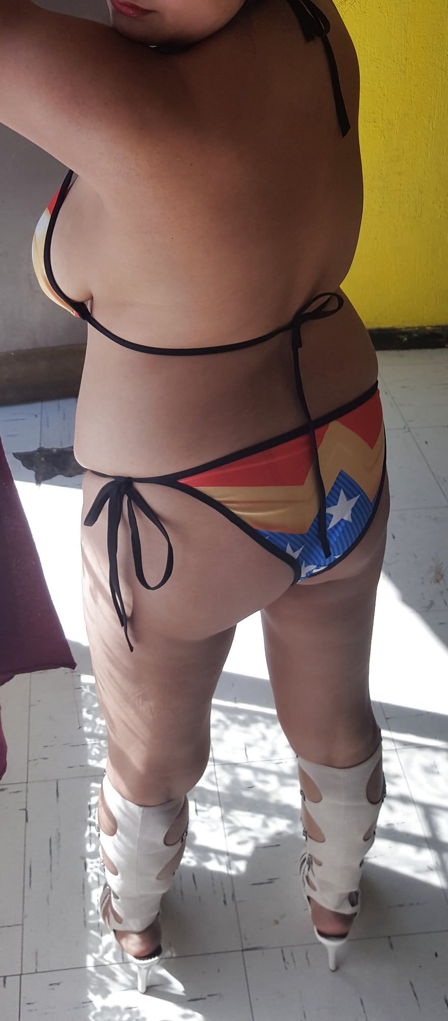 Wonder woman bikini #5