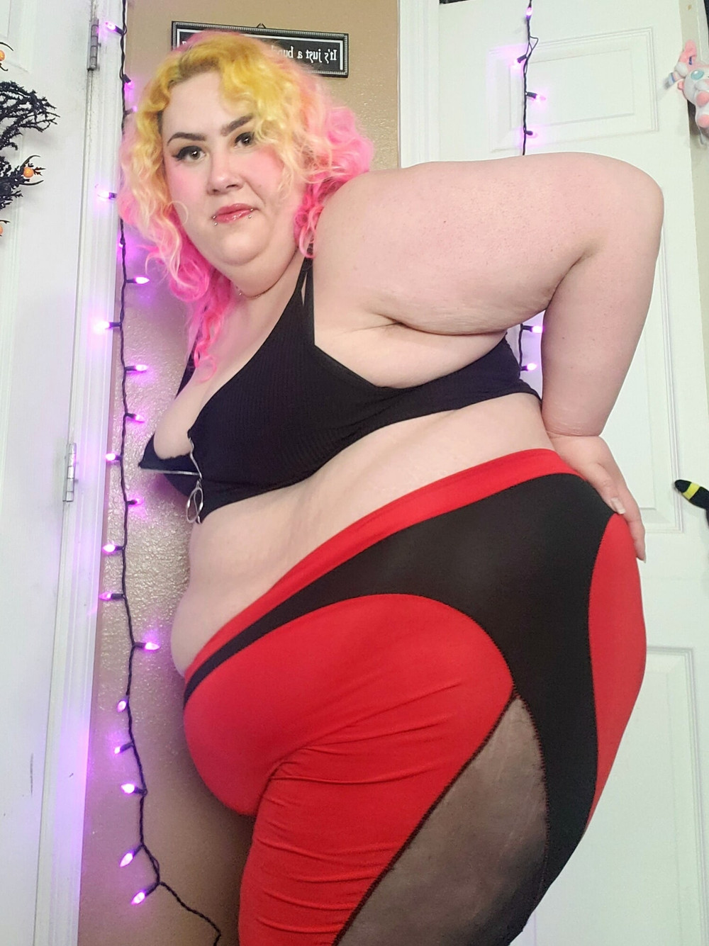 BBW In Workout Gear #10