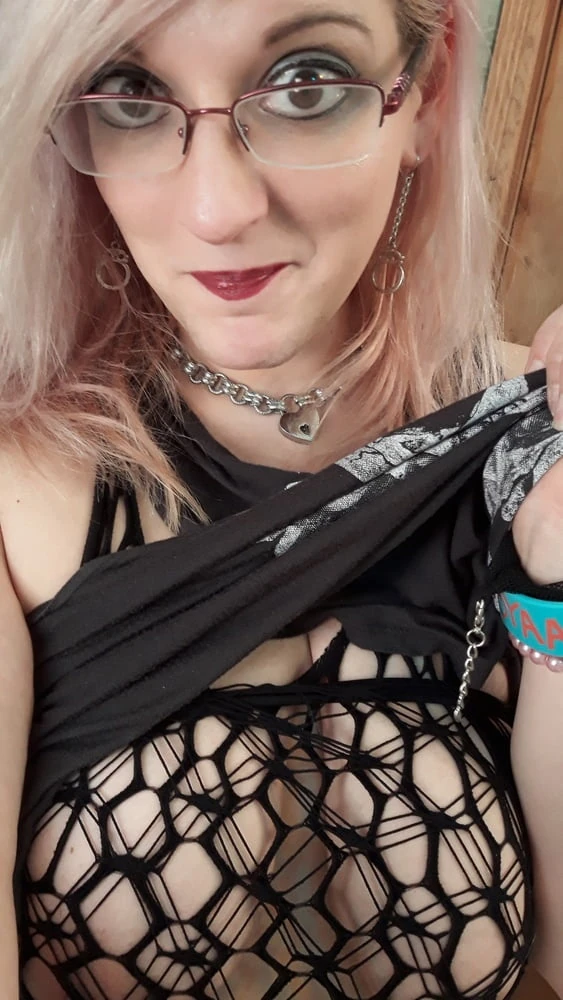 Boob selfies #3