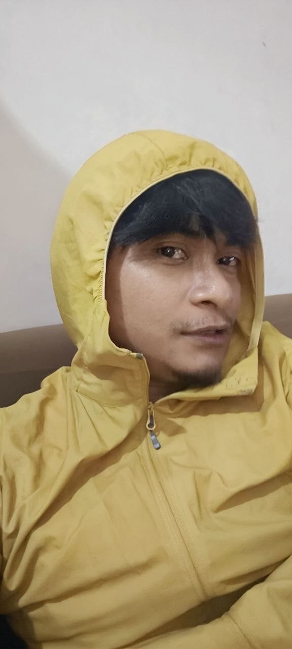 Yellow is my color #8