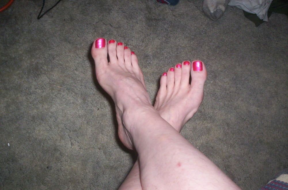 mellissa's pretty little feet