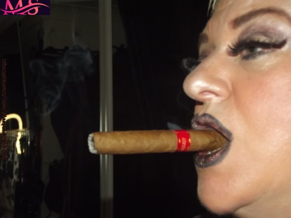 WHORE WHO LOVES SMOKING SEX #58