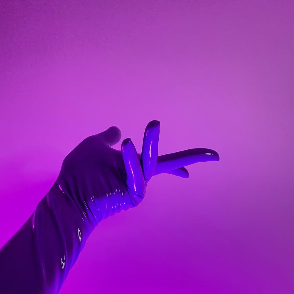 #LatexSeries 02 - Study - Gloves #12