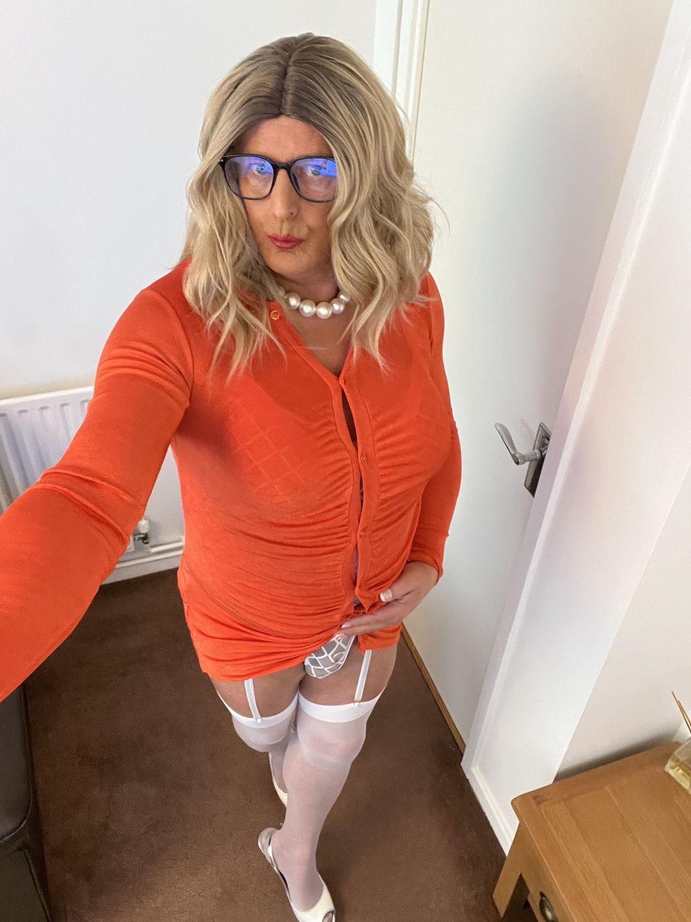 Amateur crossdresser Kellycd2022 sexy milf bodysuit stocking #4