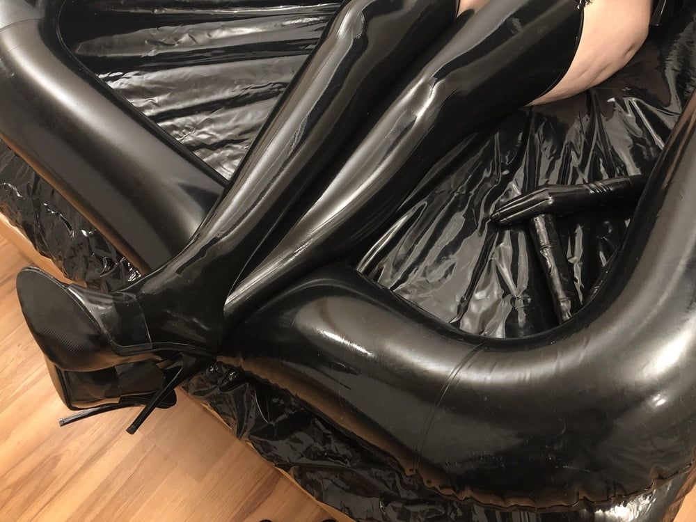 Latex on Plastic Bed #12