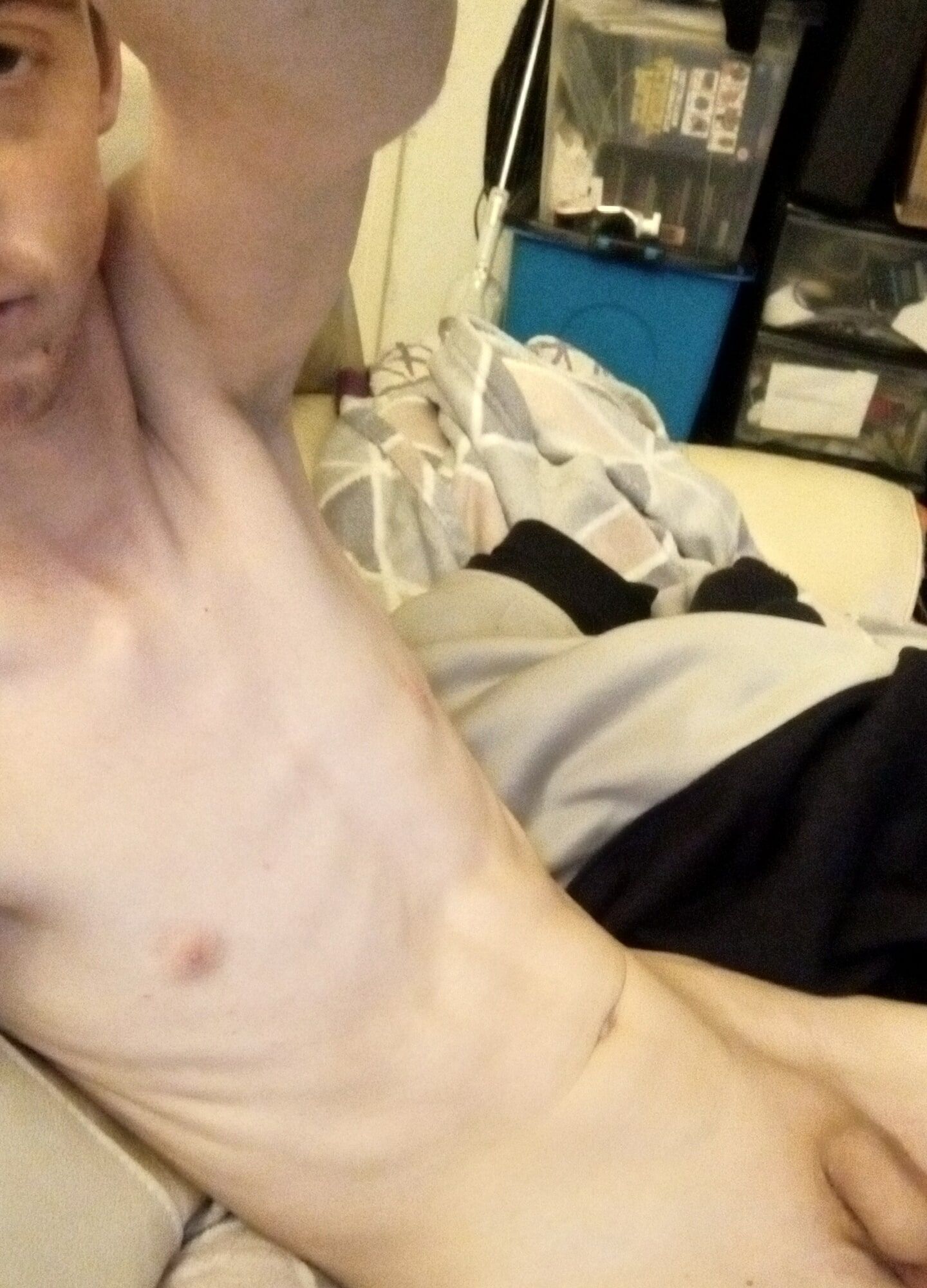 Nudechav twink horny now and fully nude and wet cock 