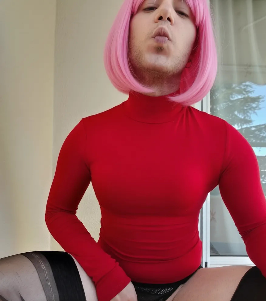 Konnie sexless 30yo pervy slxt