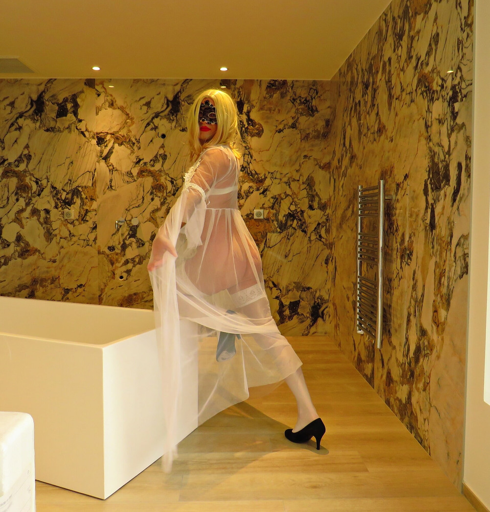 Kinky Blonde Lesbian in Sexy Lingerie and High Heels #28