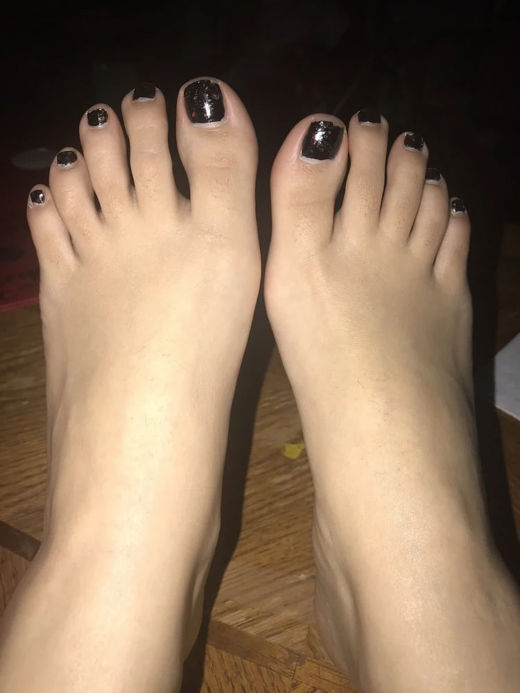 Cum Covered Latina Toes #2