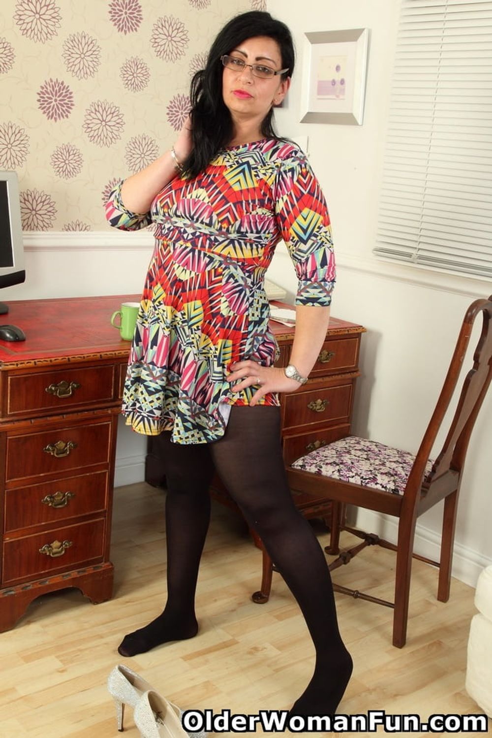 Dressed to undressed from OlderWomanFun #13