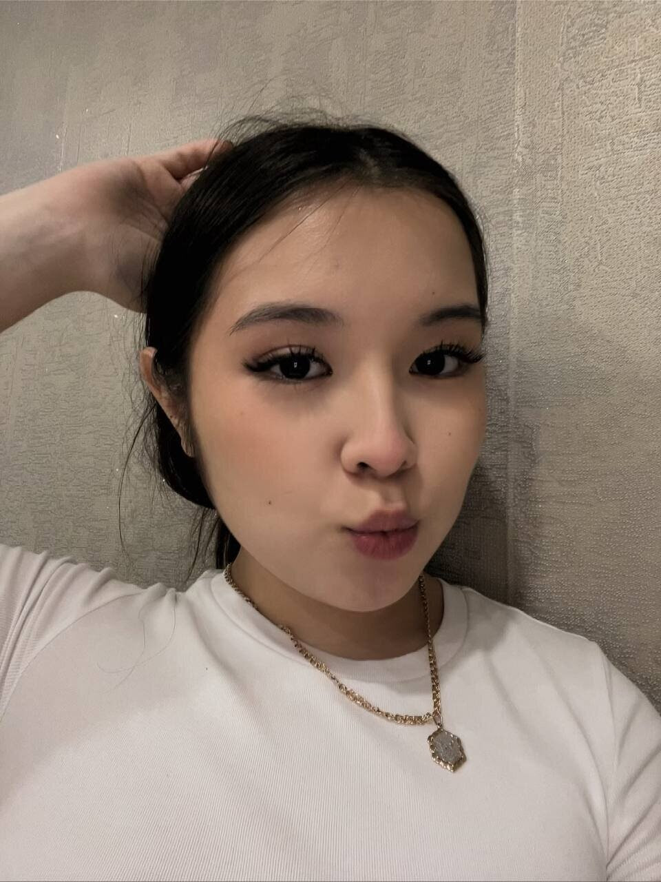 Aki  Free Photos #17