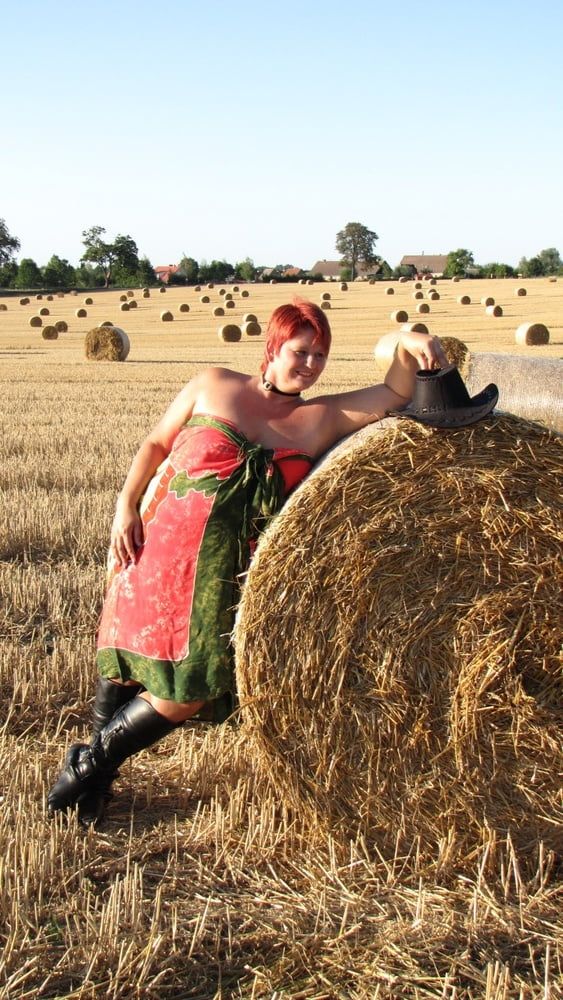 Anna naked on straw bales ... #33