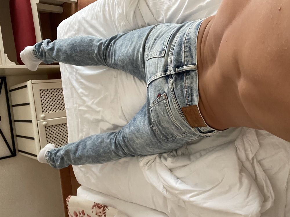 Jeans Fetish in Levi’s 510