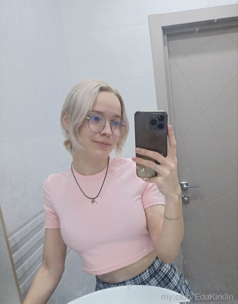 Charliе Free Photos #17