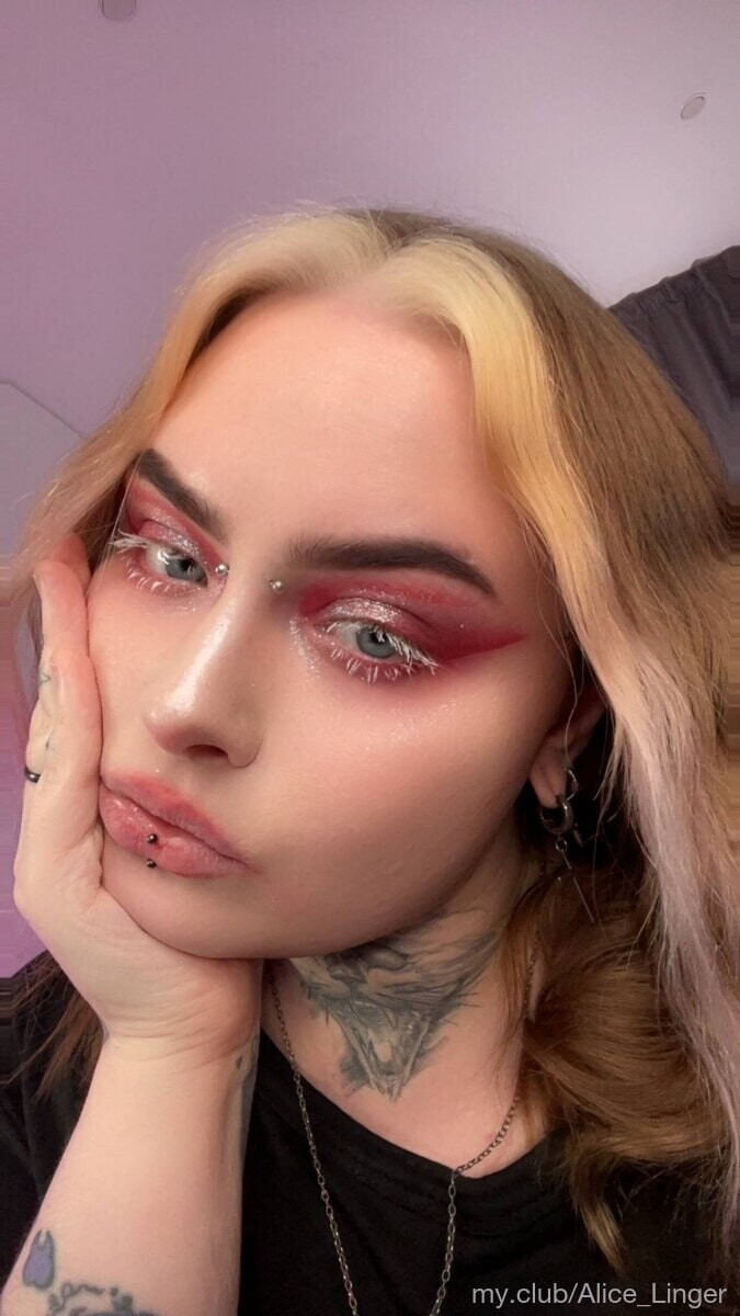 Alice Free Photos #3