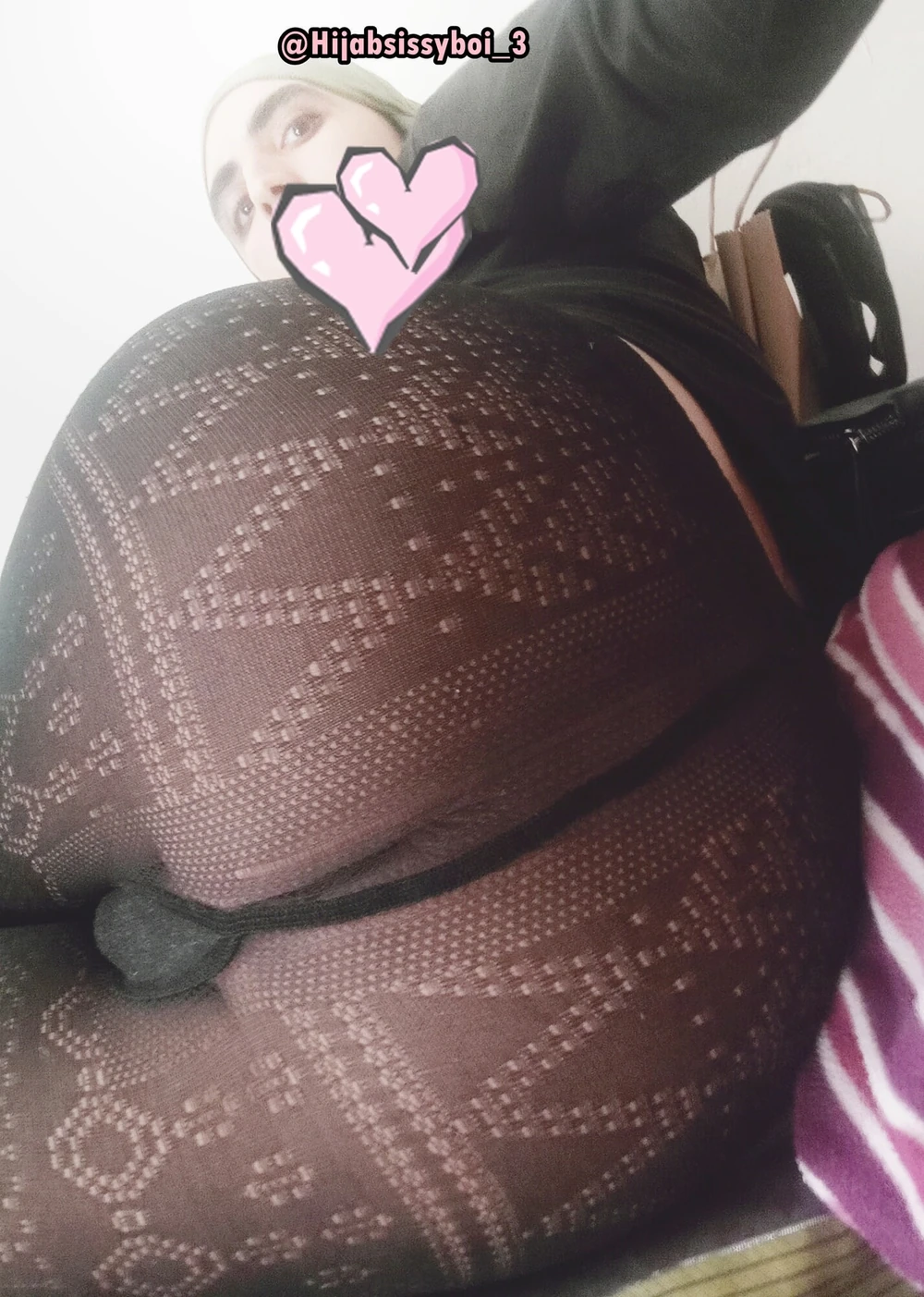 My Moroccan round ass in leggings