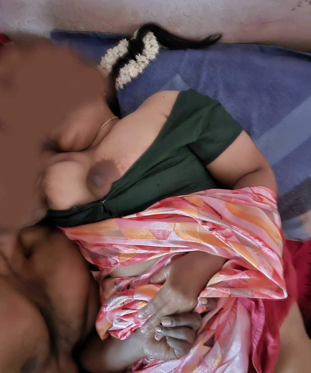 Desi Sexy Bhabhi big juicy tits fucking sex pics #18