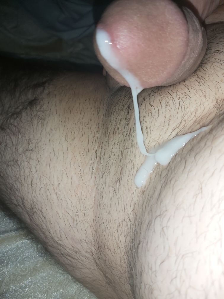 I love the dick going into his ass.